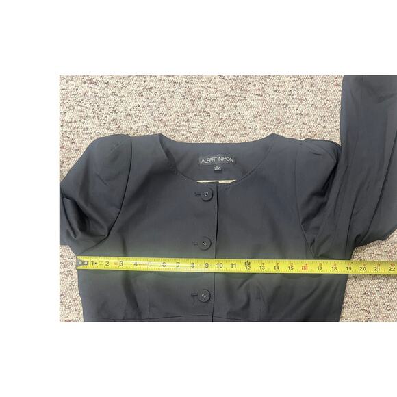 Albert Nipon Black Tailored Blazer Button Closure Minimalist Classic Size 10 - Picture 5 of 8